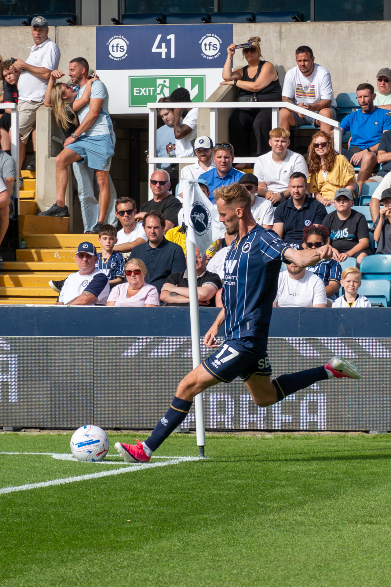 Millwall number 17 running up to strike a corner